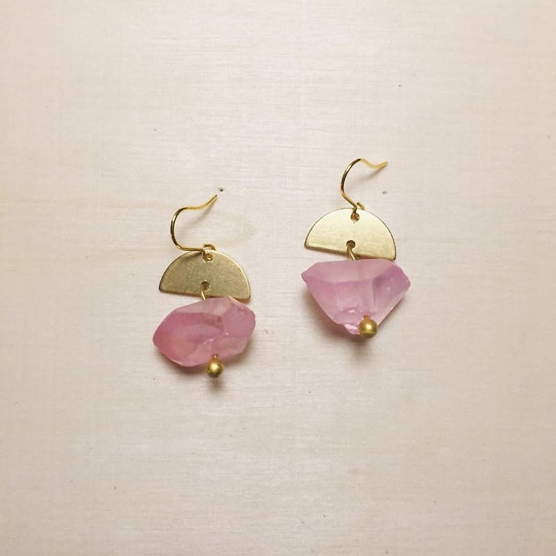 White crystal plated pink half round earrings - ต่างหู - คริสตัล สึชมพู