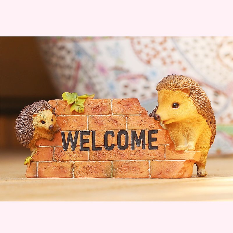 Devalier ca235a [Genuine] Hedgehog Figurine Hedgehog Resin Gift Cute Birthday Gift - ของวางตกแต่ง - เรซิน สีนำ้ตาล