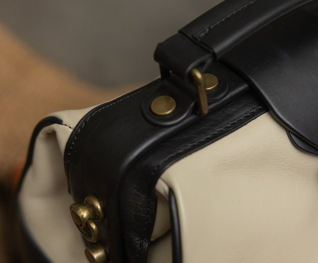 クンユ　ドクターズバッグ leather doctor S ivory | kentohashiguchi