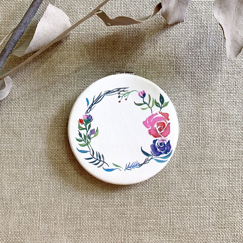 【カスタマイズギフト】ローズガーランドブロンズレザースモールラウンドミラークロスバッグ付きポータブルミラー - メイク道具・鏡・ブラシ - 金属 多色