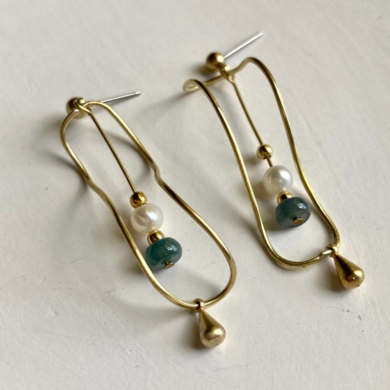 Laolin Groceries | S hollow design earrings (pin / clip) - Earrings & Clip-ons - Other Metals Gold