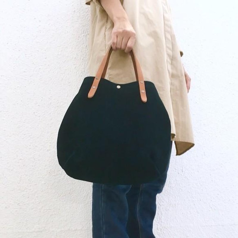 Round type tote bag of cow suede and extremely thick oil nude S-size 【Navy】 - Handbags & Totes - Genuine Leather Blue