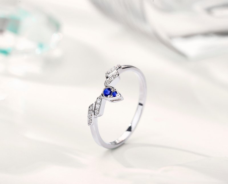 藍寶石14k白金鑽石梨形訂婚戒指 水滴形求婚結婚鑽戒 翅膀聖甲蟲 - 戒指 - 貴金屬 藍色