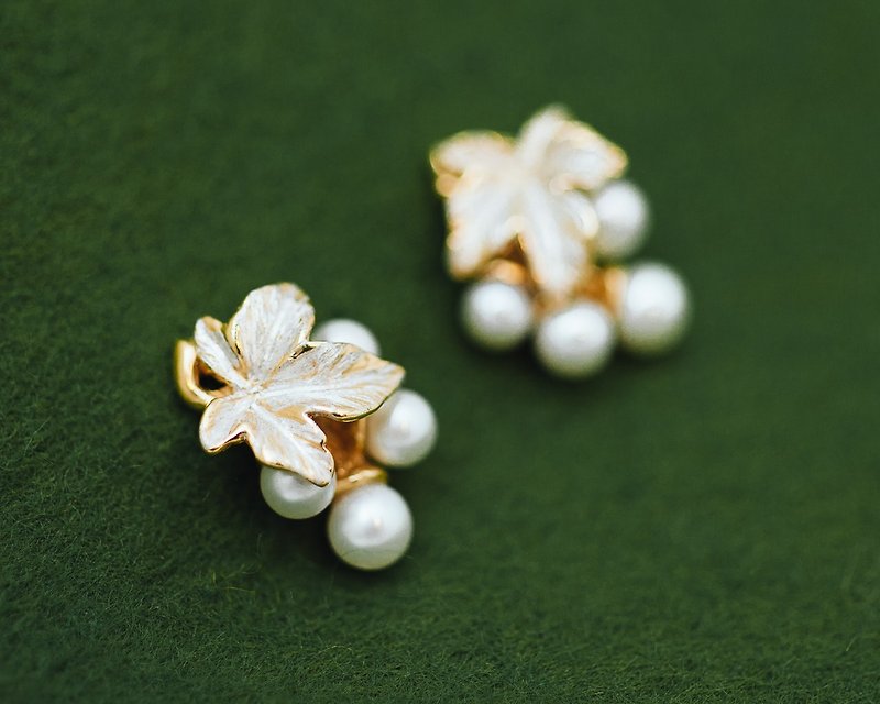 Japanese jewelry - Grape vine earrings - Silver and gold - pearl earrings - ต่างหู - เงิน สีทอง