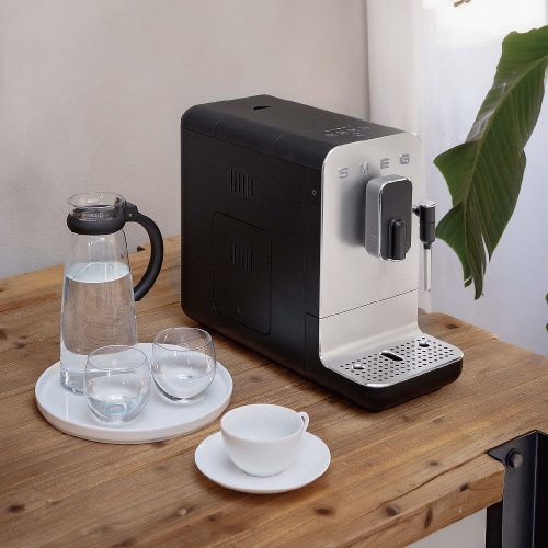 SMEG 義大利美學家電 【SMEG】義大利全自動義式咖啡機(BCC12款)-耀巖黑