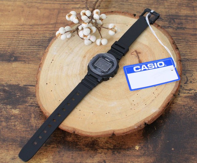 CASIO　ペラ　未使用品　レア　ビンテージ Yahoo!オークション -「カシオ ペラ」(か行) (ブランド腕時計)の