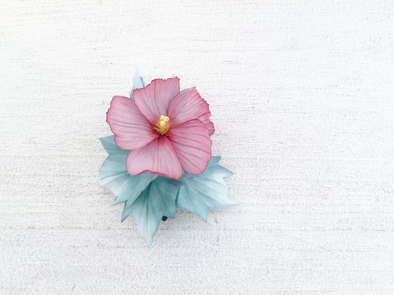 Corsage: Small Fuyo flowers - เข็มกลัด/ข้อมือดอกไม้ - ผ้าไหม สึชมพู