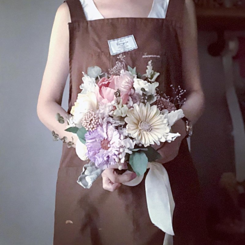 索拉花捧花/宅配限雙北地區,跨縣市需自取 - 乾燥花/永生花 - 其他材質 