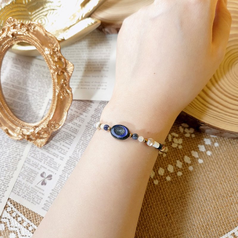 Ocean Eyes - Summer Retro Vintage Natural Crystal Stone Beads Bracelet - สร้อยข้อมือ - วัสดุอื่นๆ หลากหลายสี