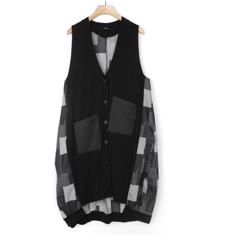 黑格 - 拼接長版背心 #U3033 - 背心/無袖上衣 - 棉．麻 黑色