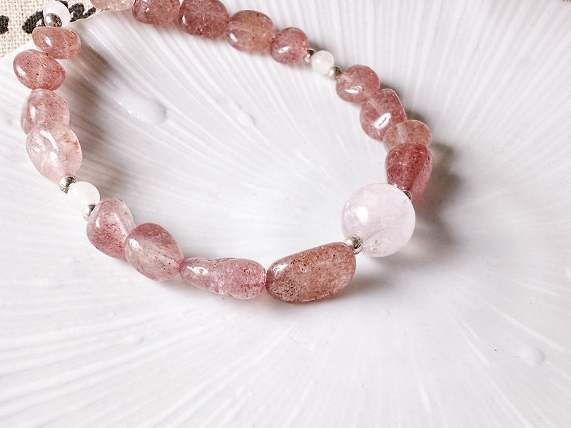 MH Natural Stone Series_Strawberry Waltz_Strawberry Crystal - Bracelets - Crystal Pink