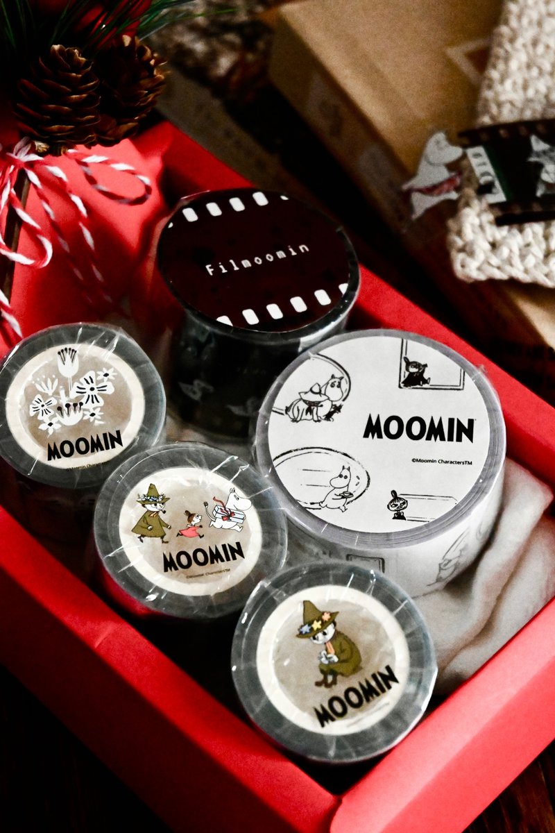 【Pinkoi x Moomin】Moomin joint tape Christmas gift box with 5 rolls in total - มาสกิ้งเทป - กระดาษ 