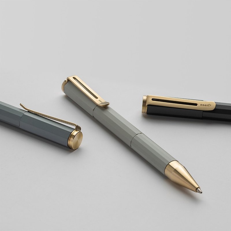 Practical aesthetics F36t heavy-handed brass ball-point pen polygonal turn-out core - Rollerball Pens - Copper & Brass Gray