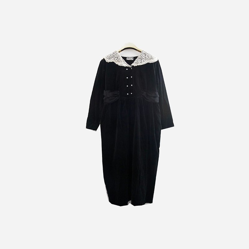 脫臼古著 / 黑絨面蕾絲領洋裝 no.939 vintage - 連身裙 - 其他材質 黑色