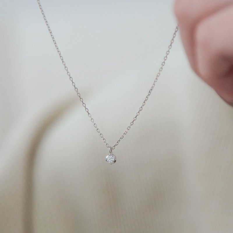 Small Crown Solitaire Sterling Silver Necklace | Premium Stone. Classic and versatile - Necklaces - Sterling Silver 