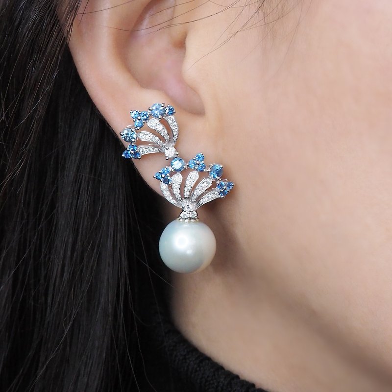 Breeze Aroma/South Sea White Pearl/Sapphire/18K Earrings - ต่างหู - ไข่มุก ขาว
