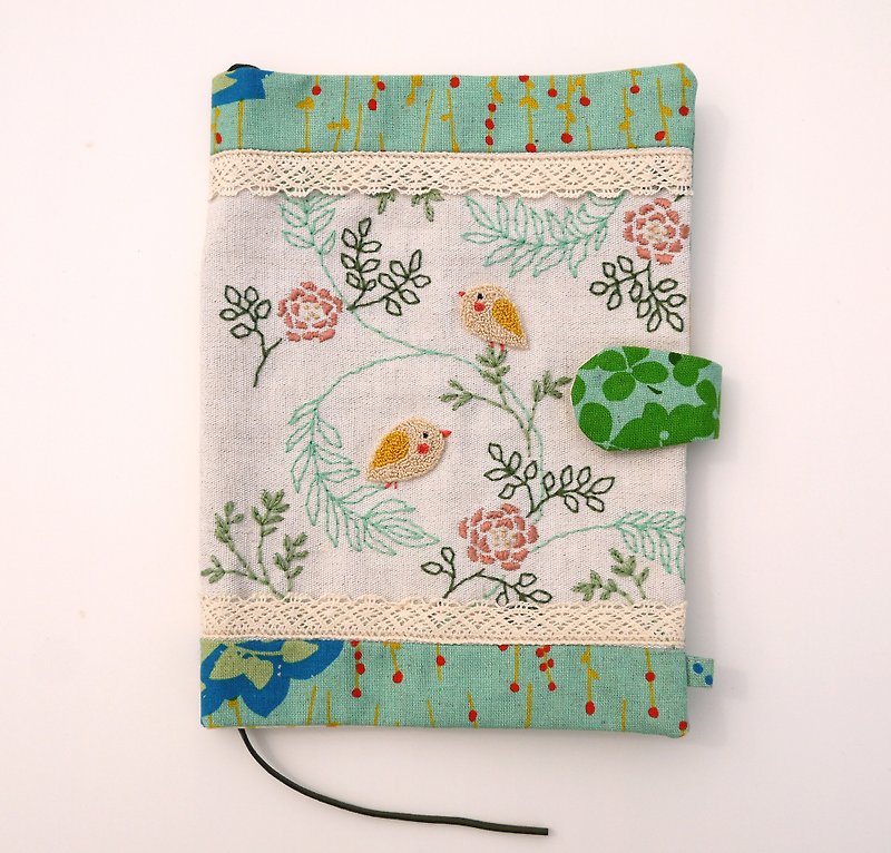 Spring Garden Handmade Embroidered Cloth Book Clothes Temperament Book Set Best Gift - อื่นๆ - ผ้าฝ้าย/ผ้าลินิน 