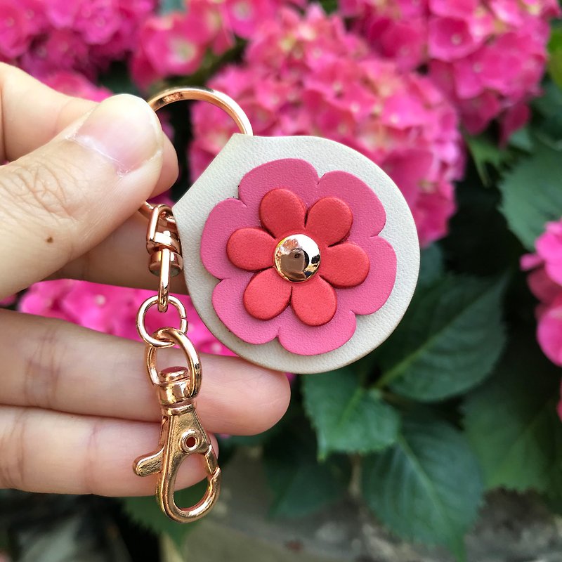 Flora leather key ring charm // peony peony - Keychains - Genuine Leather Pink