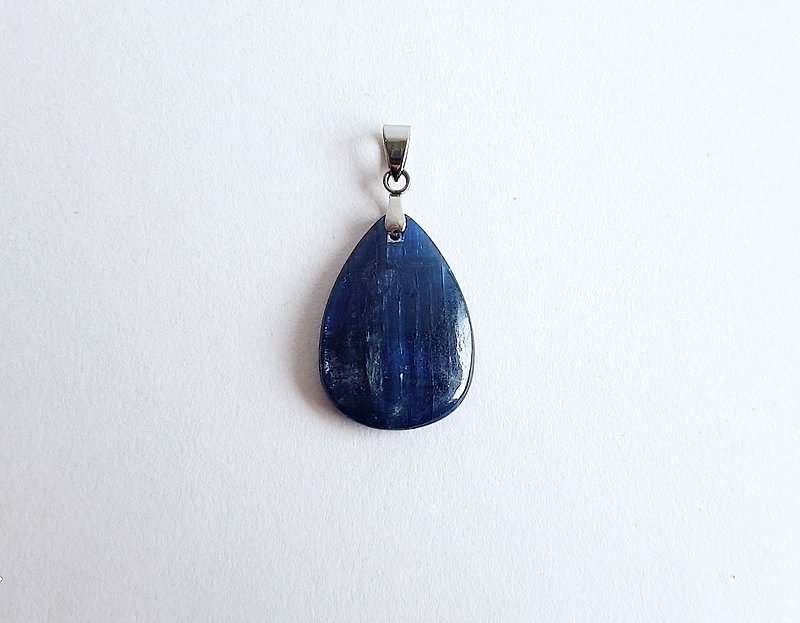 Gemstones ‧ Blue Star Natural Ore Kyanite ‧ Pendant - Necklaces - Gemstone Blue