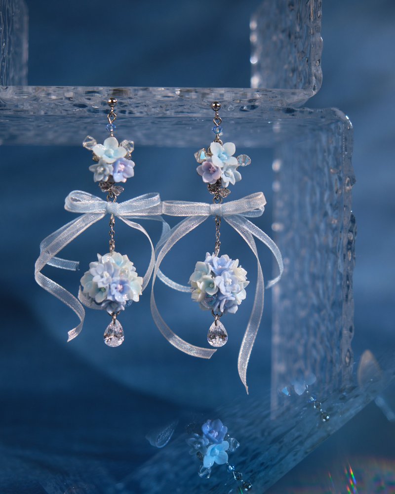 Cham - バレエリボンフラワーボールイヤリング - ピアス・イヤリング - 粘土 ブルー