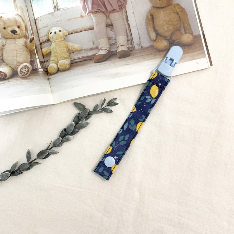 Pacifier Clip Pacifier Chain Midnight Lemon - อื่นๆ - ผ้าฝ้าย/ผ้าลินิน หลากหลายสี