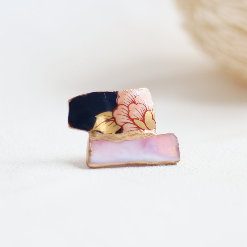 伊万裡燒 Kintsugi 腰帶扣 別針胸針 磁鐵胸針 小馬鉤 髮帶 /粉紅花癡圖案 傳統工藝 - 其他 - 陶 粉紅色