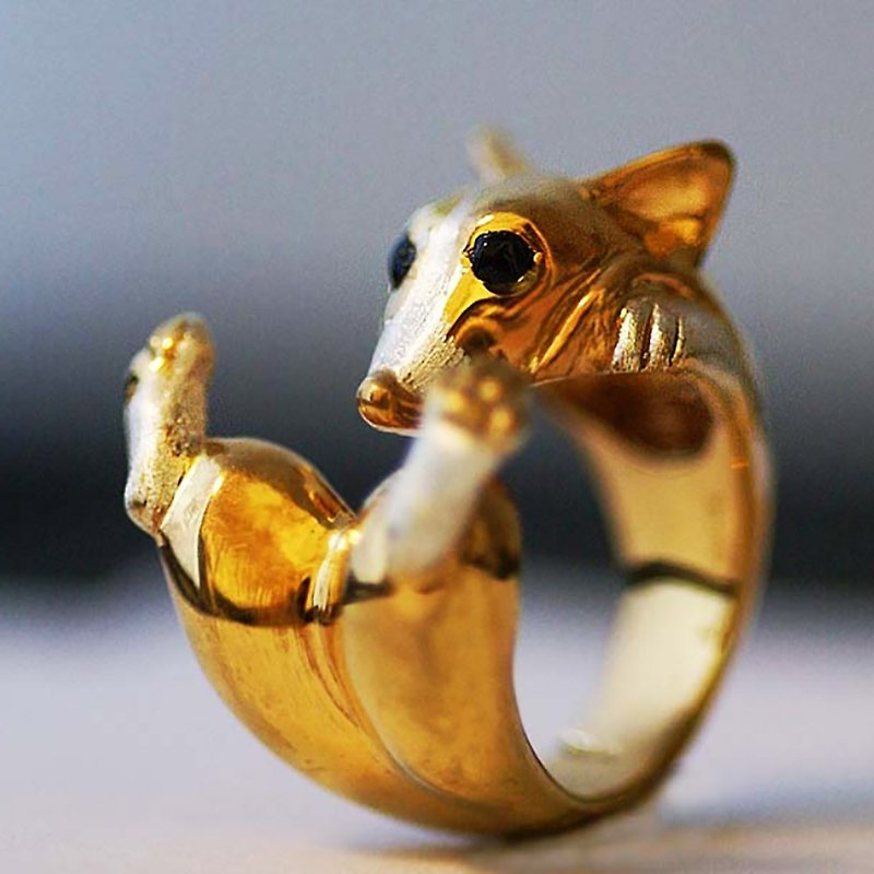 A thick corgi ring that looks like it desperately clings to your finger. - แหวนทั่วไป - โลหะ สีเงิน