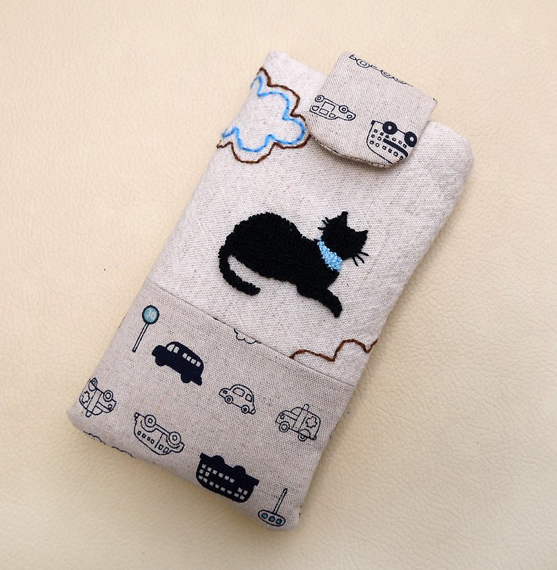 Black cat and cloud embroidery phone bag (M) for 5 inch mobile phone - อื่นๆ - ผ้าฝ้าย/ผ้าลินิน 