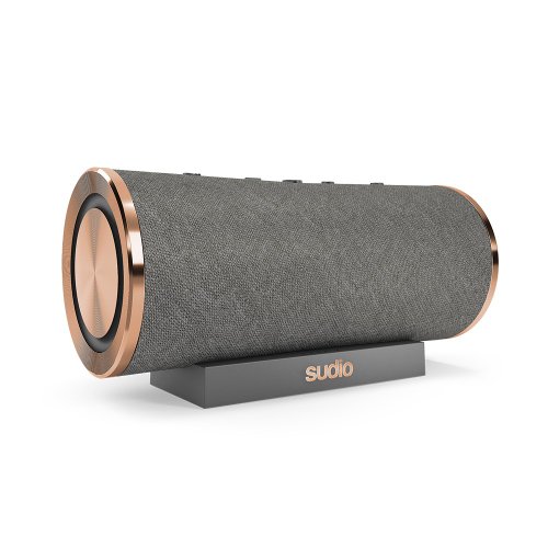 Sudio Femtio ポータブル Bluetooth スピーカー - カーボン Sudio Femtio ポータブル Bluetooth スピーカー - カーボン