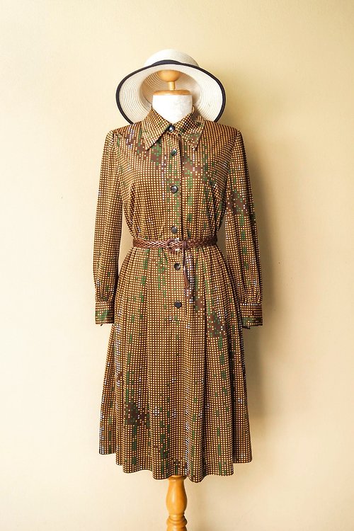 Tomorrow is Yesterday VINTAGE Retro style long sleeve dress with colorful grid pattern