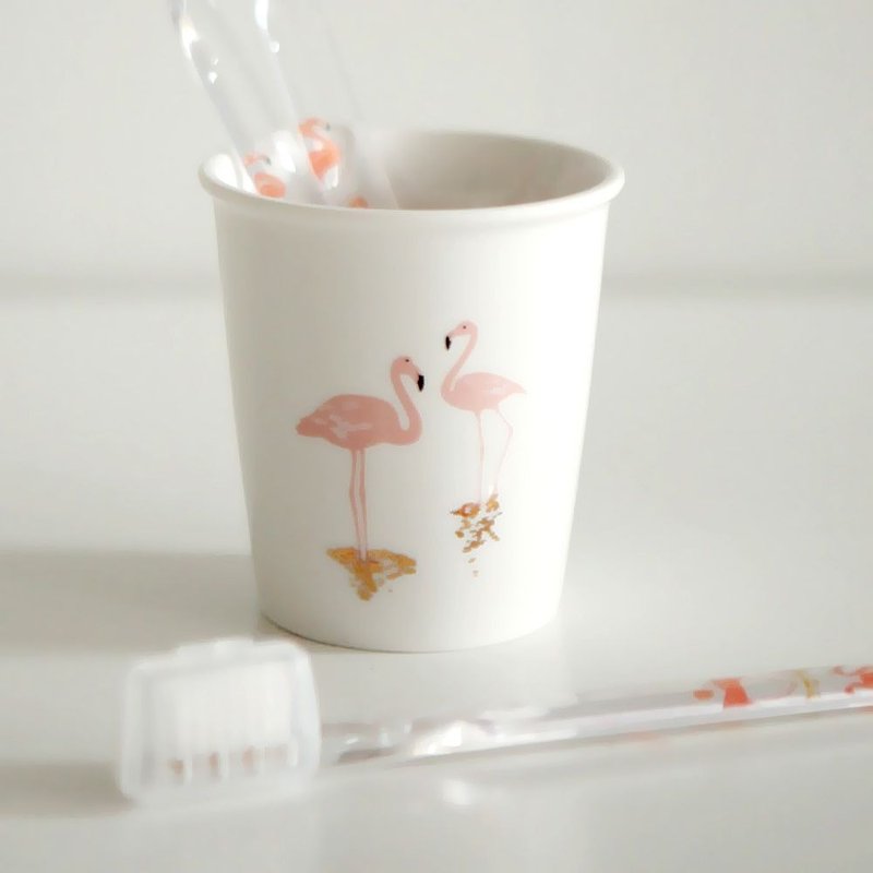 Dailylike crystal clear toothbrush porcelain cup group -03 flamingo, E2D00373 - แปรงสีฟัน - พลาสติก หลากหลายสี