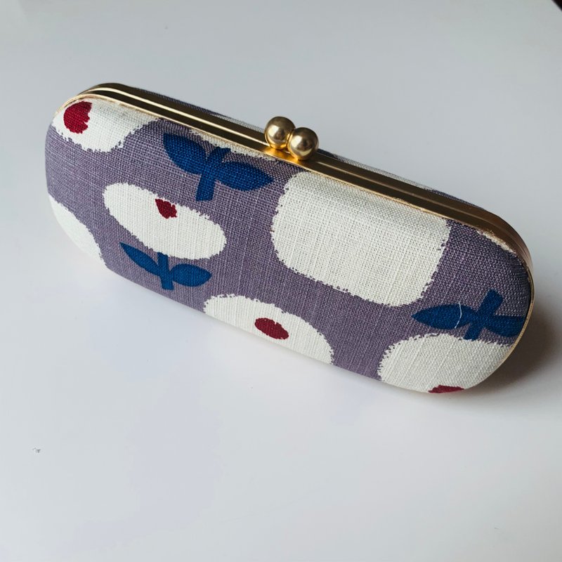 Big Purple Floral Glasses Case/ Pencil Case/ Jewellery Case - กล่องดินสอ/ถุงดินสอ - ผ้าฝ้าย/ผ้าลินิน สีม่วง