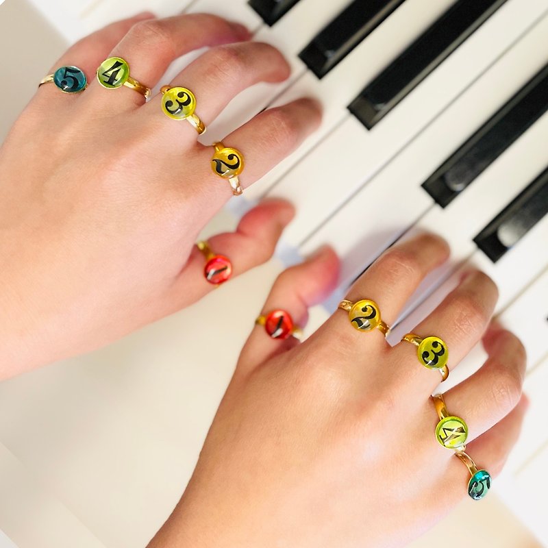 piano finger number ring piano teaching materials - ของเล่นเด็ก - โลหะ หลากหลายสี