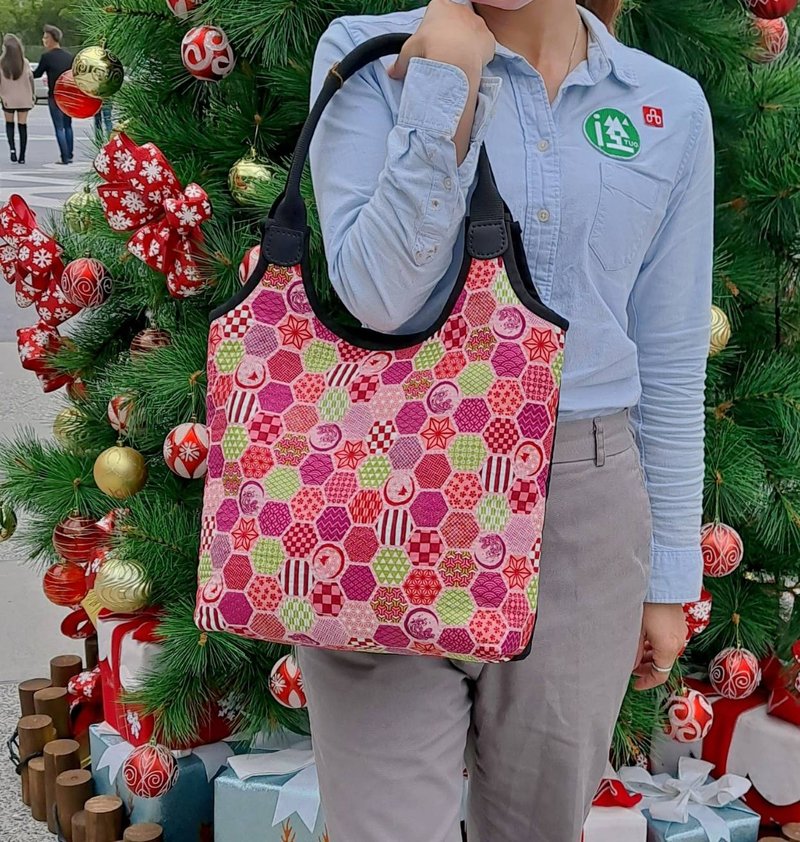 Pink hexagon big vest bag - กระเป๋าถือ - ผ้าฝ้าย/ผ้าลินิน 