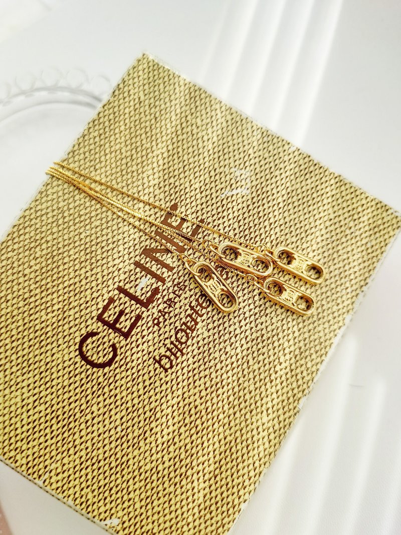 客人預訂 CELINE 迷你凱旋門 項鍊頸鏈手鏈手鍊 耳環包包掛件掛飾 - 項鍊 - 其他金屬 金色