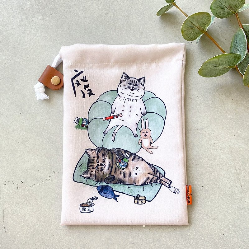 Lazy cats / drawstring Pouch - กระเป๋าเครื่องสำอาง - ผ้าฝ้าย/ผ้าลินิน สีน้ำเงิน