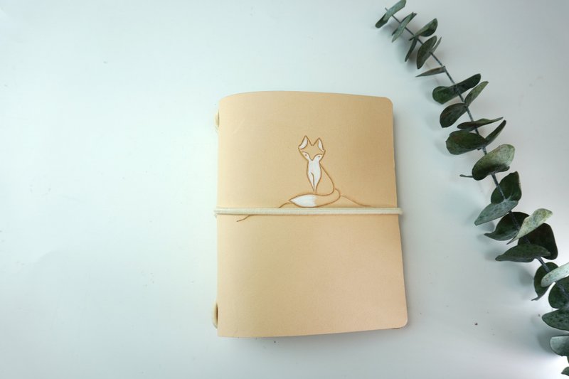 Little Fox Series Leather Hand-engraved Passport Holder-Guardian - Passport Holders & Cases - Genuine Leather Khaki