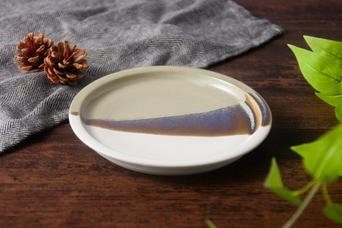 kobayashi pottery studio ムートス・フラットプレート16cm (色・ピスタチオグリーン)