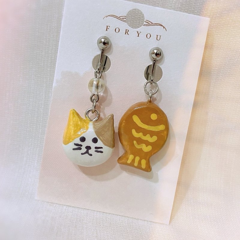 Cat Taiyaki earrings (made from clay) - Earrings & Clip-ons - Clay 