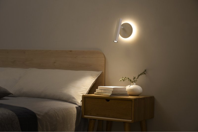 Beam metal paint texture dimmable bedside reading wall lamp - โคมไฟ - วัสดุอื่นๆ สีดำ