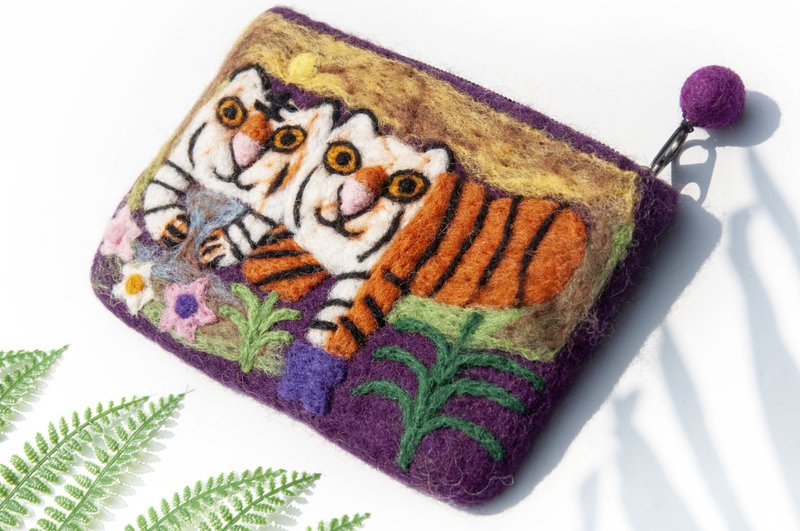 Wool felt small bag/wool felt storage bag/coin purse/young card holder/wool felt wallet-tiger bag - กระเป๋าใส่เหรียญ - ขนแกะ หลากหลายสี