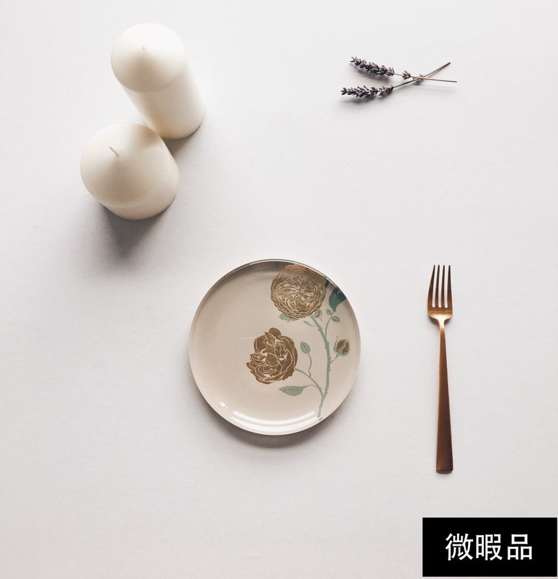 【惜物計畫】絕版品 法國巴黎年度新銳設計 綻放圓形器皿 花苞 - 盤子/餐盤/盤架 - 玻璃 金色