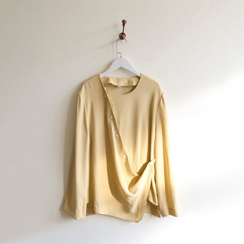 【NaSuBi Vintage】Solid color vintage shirt with pleated design - เสื้อเชิ้ตผู้หญิง - ไฟเบอร์อื่นๆ 