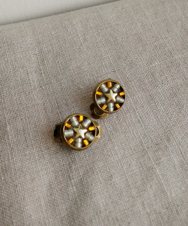 Deco tiles Earrings sparkling star golden orange mosaic beads - Earrings & Clip-ons - Glass Gold