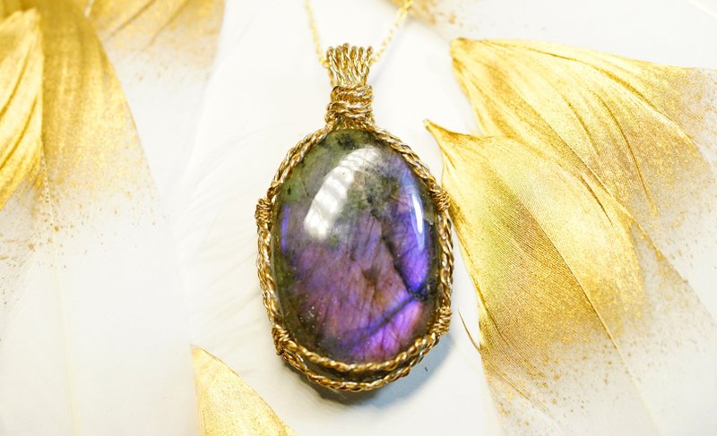 Pure handmade gold and silver winding purple feldspar pendant - สร้อยคอ - เครื่องประดับพลอย หลากหลายสี