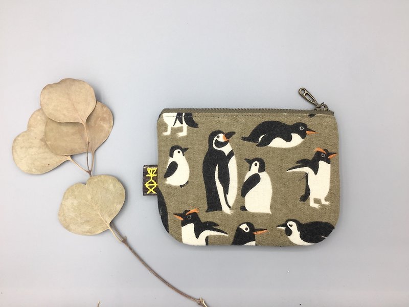 Ping An Xiaole - Penguin family. Japanese short flannel. Double-sided two-color small wallet - กระเป๋าสตางค์ - ผ้าฝ้าย/ผ้าลินิน สีกากี