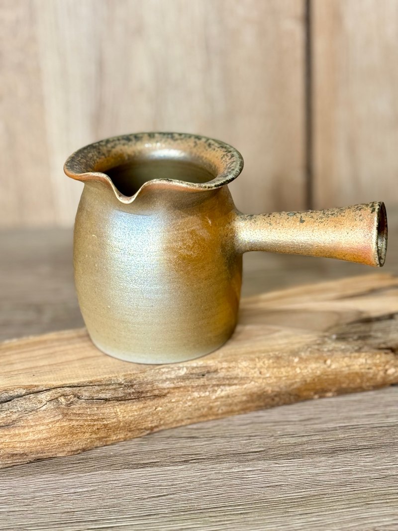 Wood fired side handle male cup - Teapots & Teacups - Pottery 