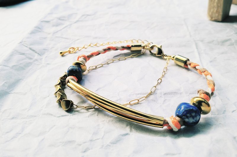 Fallin Love. Fallin love glass beads bracelet - สร้อยข้อมือ - วัสดุอื่นๆ สีส้ม