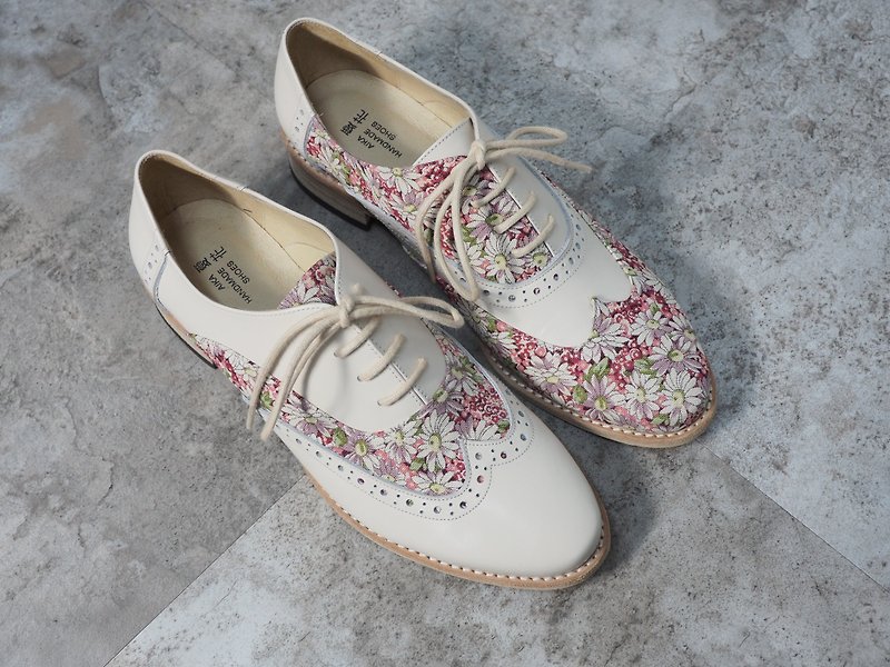 Love Flower Oxford Shoes-Aileen [38.5# New Sample] - รองเท้าอ็อกฟอร์ดผู้หญิง - หนังแท้ สึชมพู