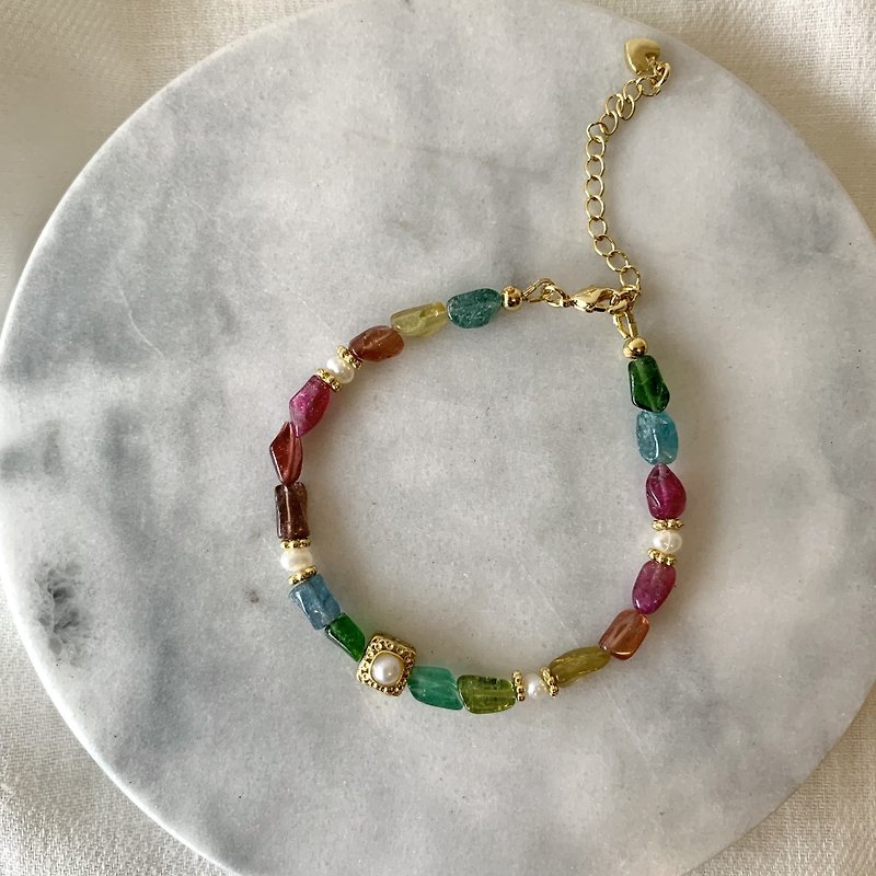 Coloful Rainbow tourmaline raw stones design bracelet | Gemestone - สร้อยข้อมือ - เครื่องประดับพลอย หลากหลายสี
